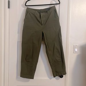 Gap Straight Up Khaki in Army Jacket Green